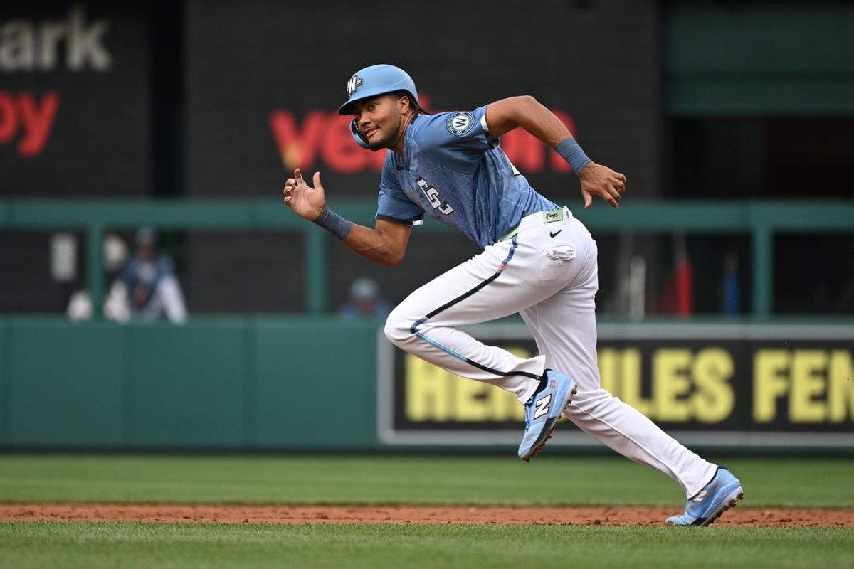 Jun 13, 2026; Washington, District of Columbia, USA; Washington Nationals right fielder James Wood (29) sprints towards second base against the Seattle Mariners during the second inning at Nationals Park. Mandatory Credit: Rafael Suanes-Imagn Images