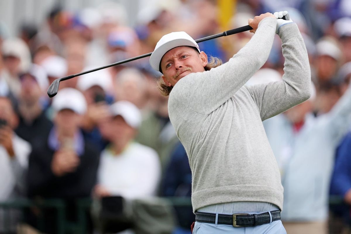 Jun 18, 2026; Southampton, New York, USA; Cameron Smith tees off on the first hole during the first round of the U.S. Open golf tournament. Mandatory Credit: Bill Streicher-Imagn Images