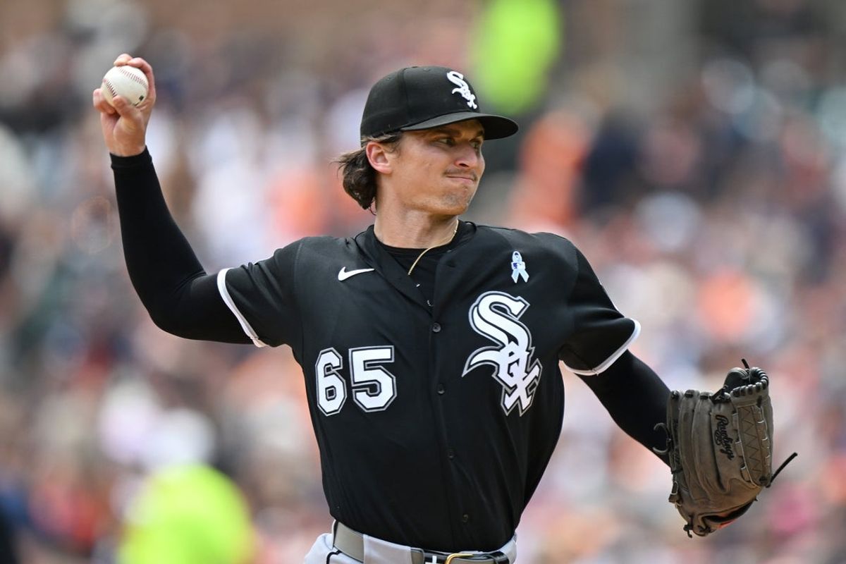 Jun 21, 2026; Detroit, Michigan, USA;  Chicago White Sox starting pitcher Davis Martin (65) throws a pitch against the Detroit Tigers in the second inning at Comerica Park. Mandatory Credit: Lon Horwedel-Imagn Images