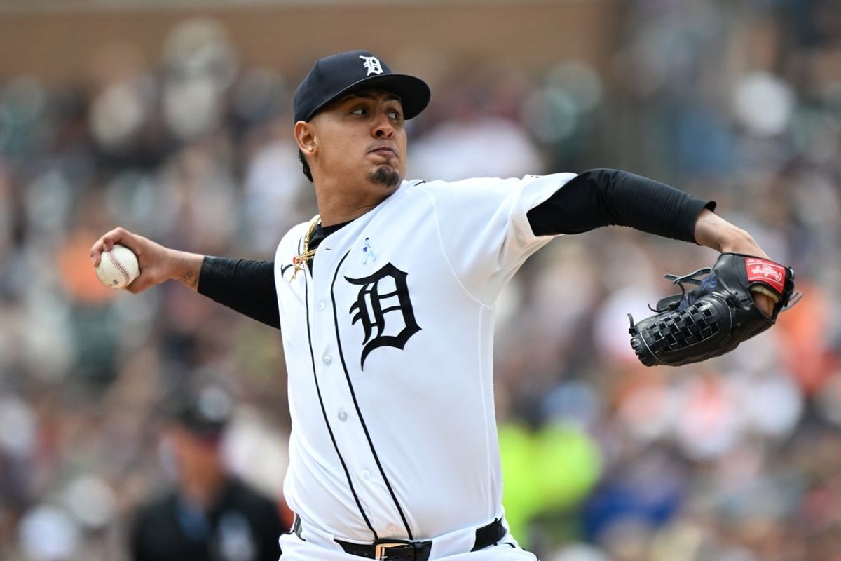 21 de junho de 2026; Detroit, Michigan, EUA; O arremessador titular do Detroit Tigers, Keider Montero (54), lança um arremesso contra o Chicago White Sox no segundo turno no Comerica Park. Crédito obrigatório: Lon Horwedel-Imagn Images