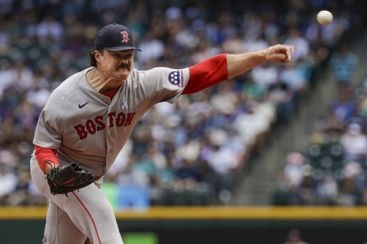 21 de junho de 2026; Seattle, Washington, EUA; O arremessador titular do Boston Red Sox, Payton Tolle (70), lança contra o Seattle Mariners durante o primeiro turno no T-Mobile Park. Crédito obrigatório: Joe Nicholson-Imagn Images