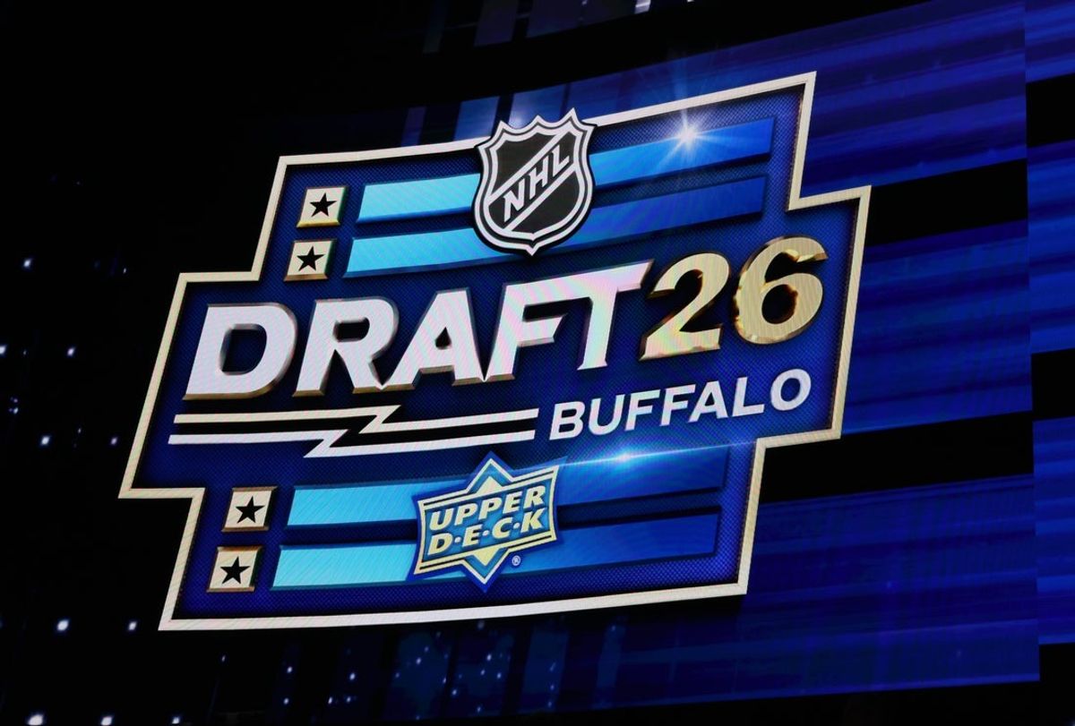 26 de junho de 2026; Búfalo, Nova York, EUA; O logotipo do draft da NHL durante a primeira rodada no KeyBank Center. Crédito obrigatório: Timothy T. Ludwig-Imagn Images