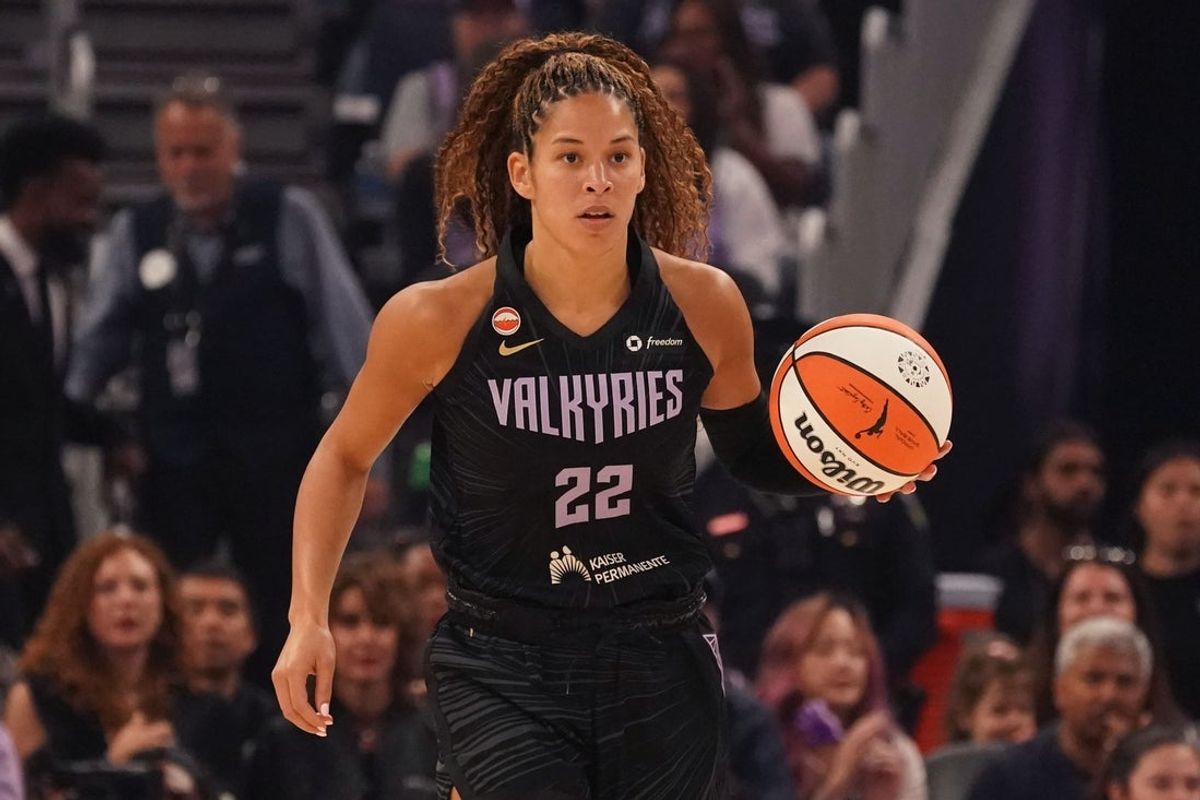 Jun 28, 2026; San Francisco, California, USA;  Golden State Valkyries guard Veronica Burton (22) dribbles upcourt against the New York Liberty in the first quarter at Chase Center. Mandatory Credit: David Gonzales-Imagn Images
