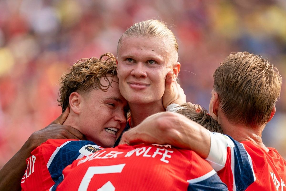 Norway forward Erling Haaland (9) celebrates with teammates after scoring the first goal of the game during FIFA World Cup 2026 round of 16 match between Norway and Brazil at New York New Jersey Stadium on Sunday, July 5, 2026, in East Rutherford, NJ.