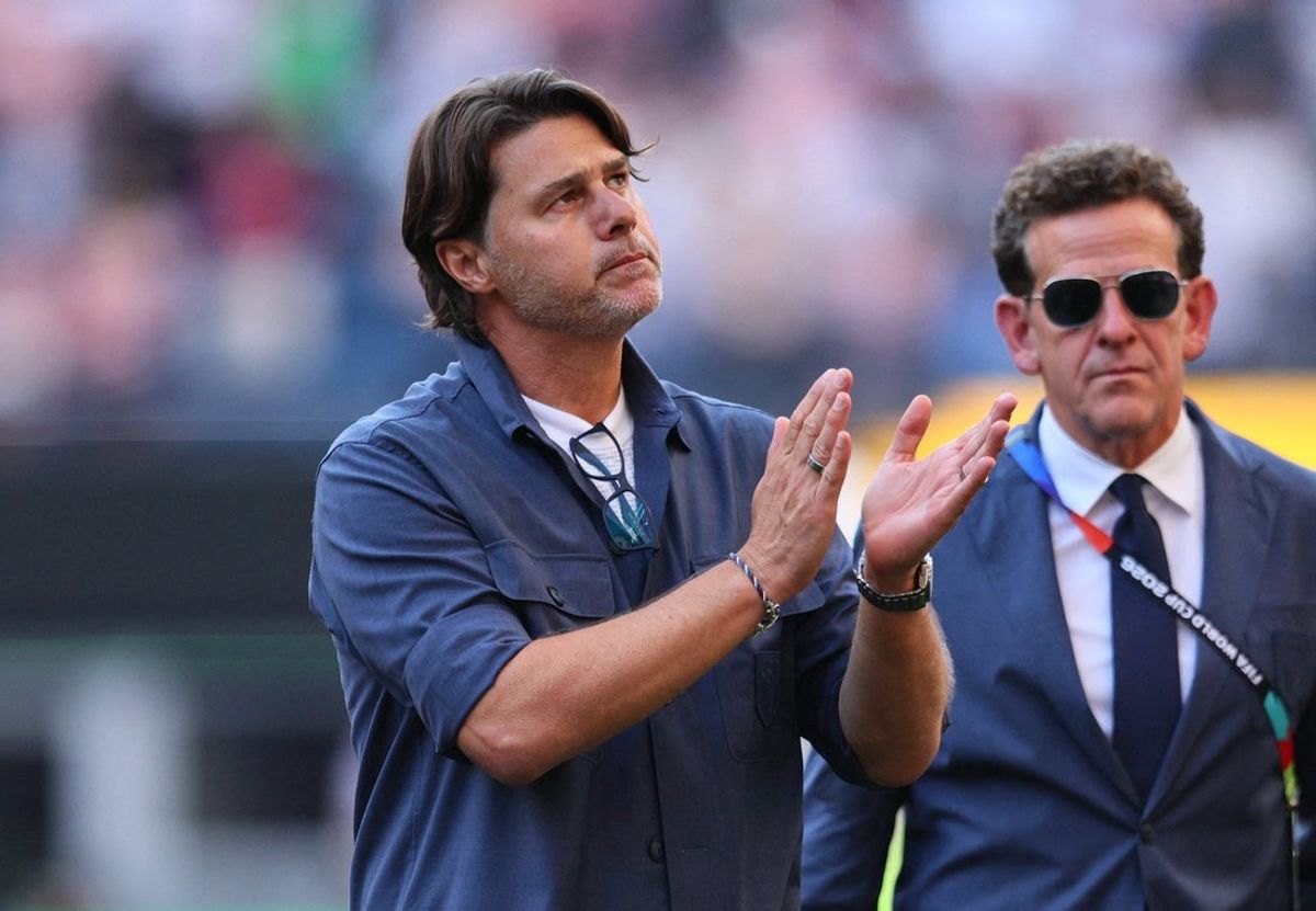 July 6, 2026; Seattle, Washington, U.S.; U.S. coach Mauricio Pochettino looks dejected as he applauds fans after the match following their elimination from the World Cup.  Mandatory Credit: Blake Dahlin-Imagn Images