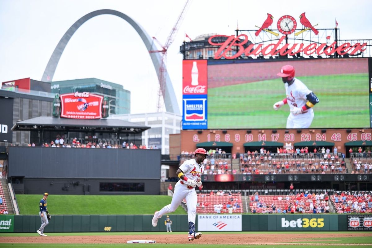 Jul 7, 2026; St. Louis, Missouri, USA; St. Louis Cardinals right fielder Jordan Walker (18) runs the bases after hitting a two run home run against the Milwaukee Brewers during the first inning at Busch Stadium. Mandatory Credit: Jeff Curry-Imagn Images