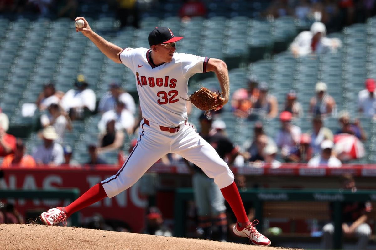 Jul 19, 2026; Anaheim, California, USA;  Los Angeles Angels pitcher Ryan Johnson (32) pitches during the second inning against the Detroit Tigers at Angel Stadium. Mandatory Credit: Kiyoshi Mio-Imagn Images