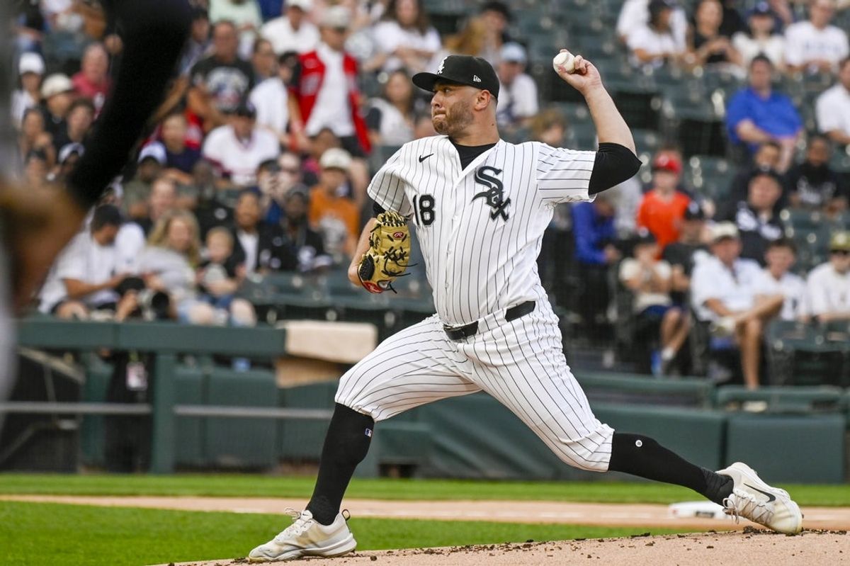 Jul 28, 2026; Chicago, Illinois, USA;  Chicago White Sox pitcher Anthony Kay (18) delivers the ball during the first inning against the New York Yankees at Rate Field. Mandatory Credit: Matt Marton-Imagn Images