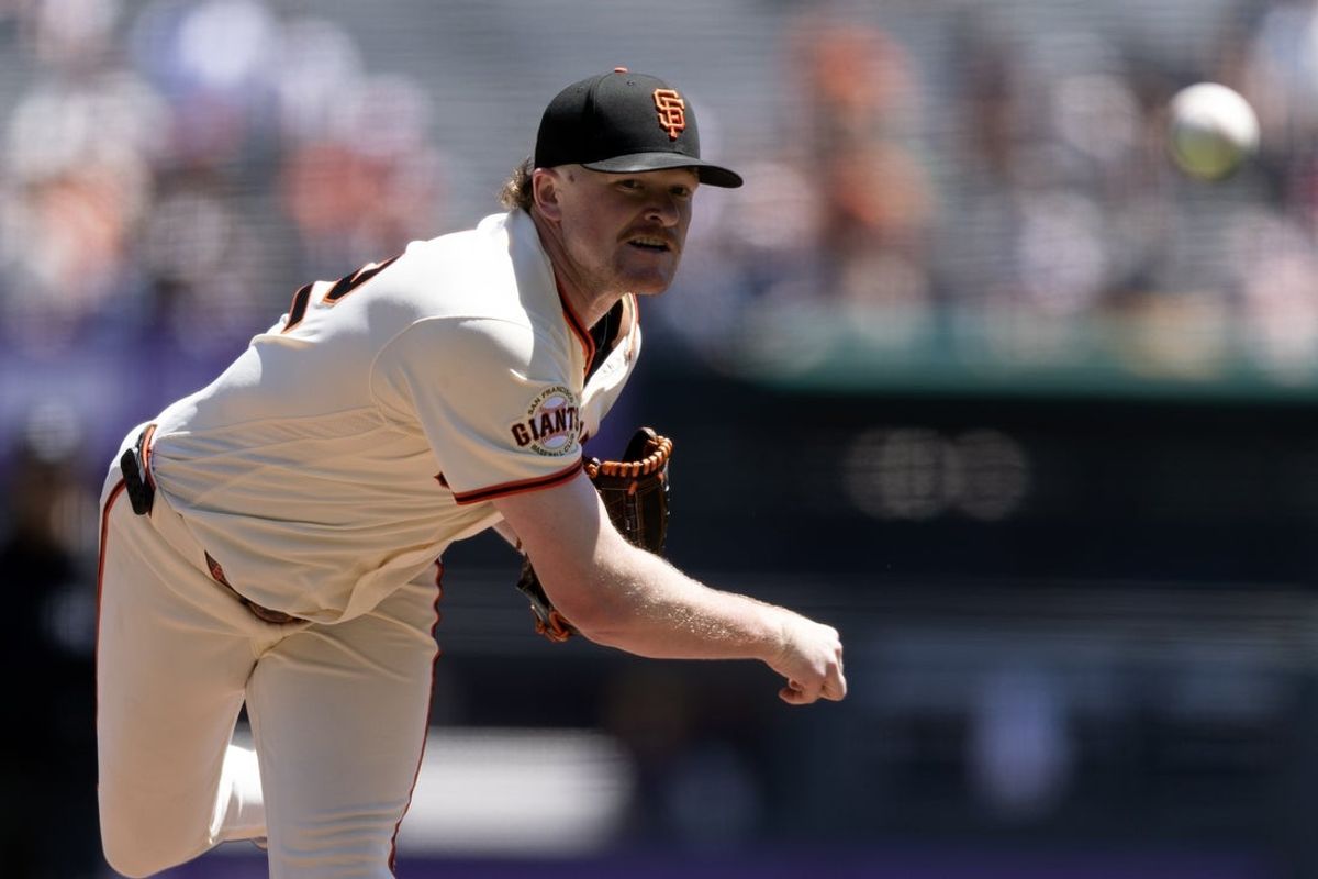 Jul 29, 2026; San Francisco, California, USA; San Francisco Giants pitcher Logan Webb (62) delivers a pitch against the Milwaukee Brewers during the first inning at Oracle Park. Mandatory Credit: D. Ross Cameron-Imagn Images
