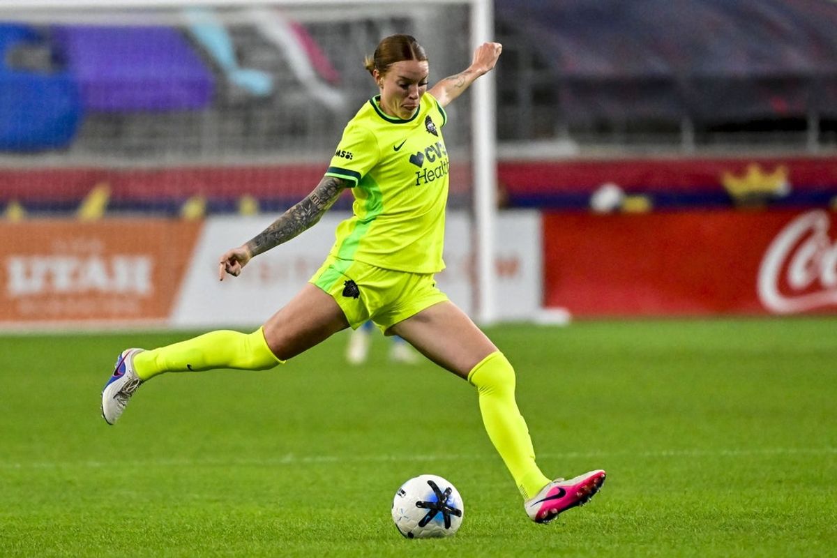 Jul 29, 2026; Sandy, Utah, USA; Washington Spirit midfielder Hal Hershfelt (17) makes a cross pass during the first half against the Utah Royals at America First Field. Mandatory Credit: Peter Creveling-Imagn Images