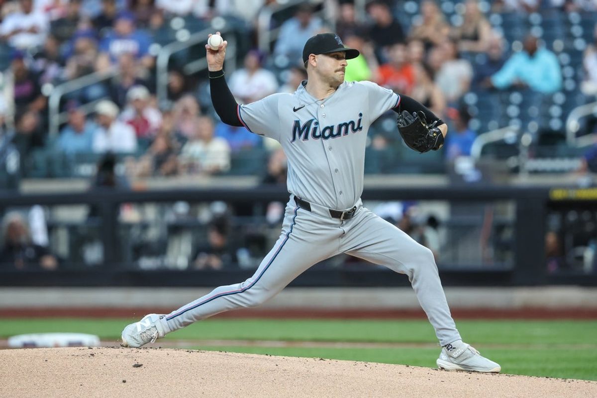 Jul 31, 2026; New York City, New York, USA;  Miami Marlins starting pitcher Janson Junk (26) pitches in the first inning against the New York Mets at Citi Field. Mandatory Credit: Wendell Cruz-Imagn Images