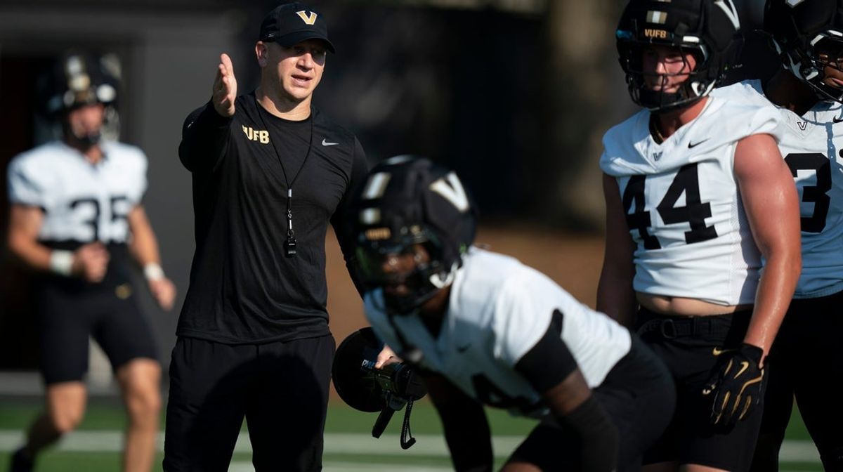 Vanderbilt Coach Clark Lea works with his team on kick return coverage during practice at Vanderbilt University Wednesday, Aug. 5, 2026.