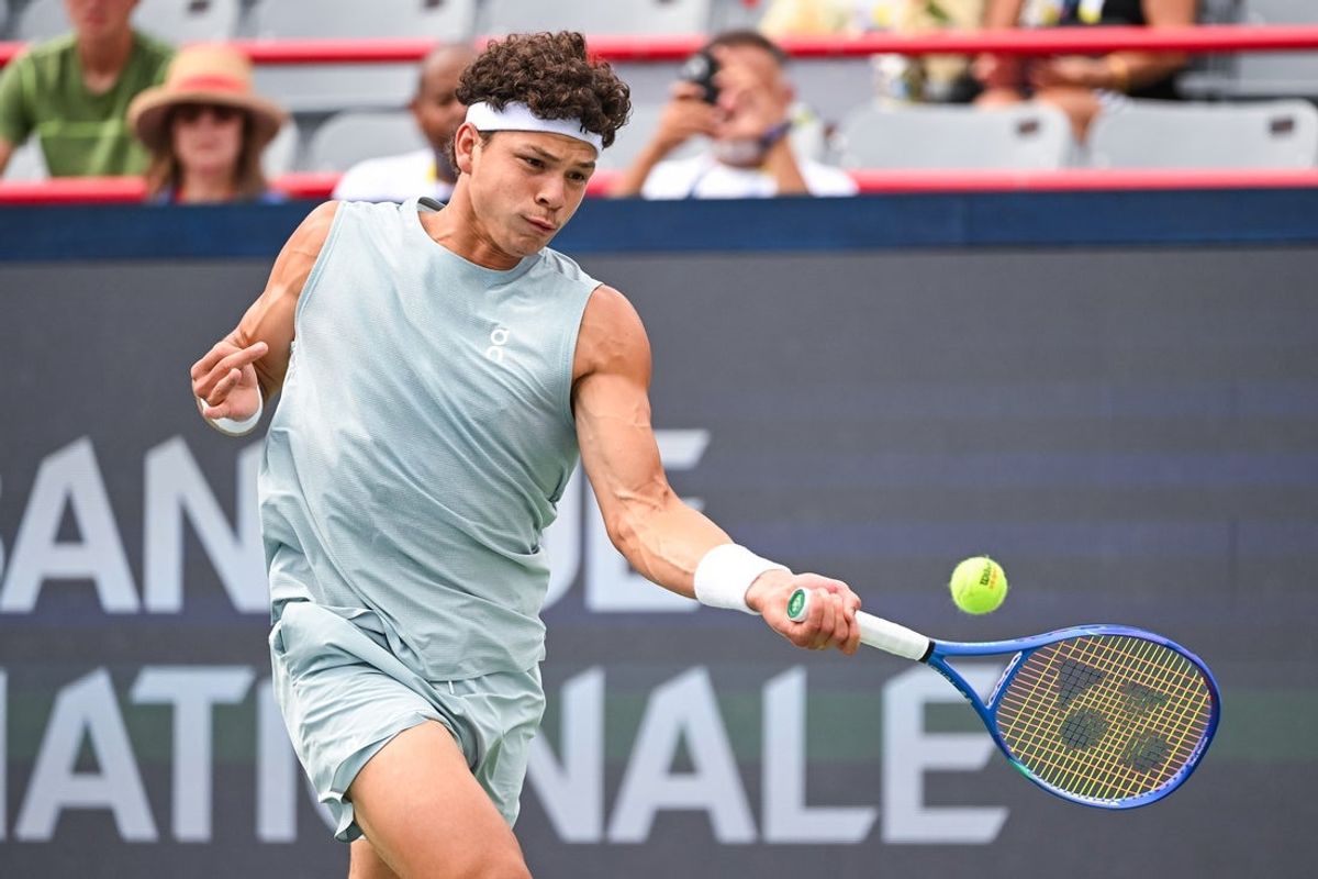 Aug 7, 2026; Montreal, QC, Canada; Ben Shelton (USA) returns the ball to Zizou Bergs (BEL) in third round play at IGA Stadium. Mandatory Credit: David Kirouac-Imagn Images