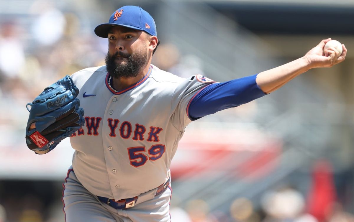 Aug 9, 2026; Pittsburgh, Pennsylvania, USA;  New York Mets starting pitcher Sean Manaea (59) delivers a pitch against the Pittsburgh Pirates during the first inning at PNC Park. Mandatory Credit: Charles LeClaire-Imagn Images