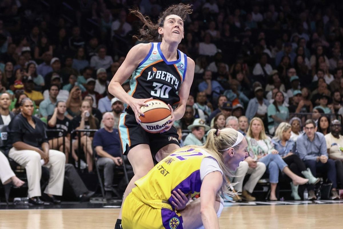 Aug 13, 2026; Brooklyn, New York, USA;  New York Liberty forward Breanna Stewart (30) collides with Los Angeles Sparks forward Cameron Brink (22) in the fourth quarter at Barclays Center. Mandatory Credit: Wendell Cruz-Imagn Images