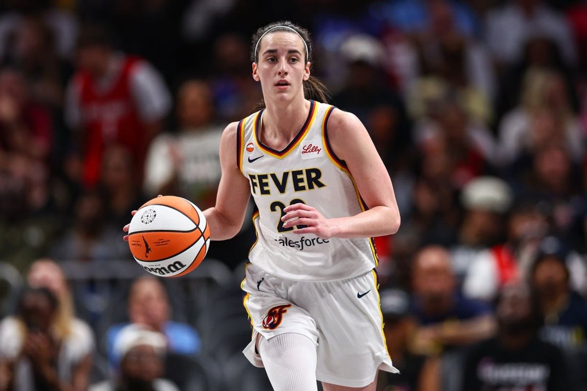 Aug 16, 2026; Atlanta, Georgia, USA; Indiana Fever guard Caitlin Clark (22) dribbles against the Atlanta Dream during the first quarter at State Farm Arena. Mandatory Credit: Colin Hubbard-Imagn Images