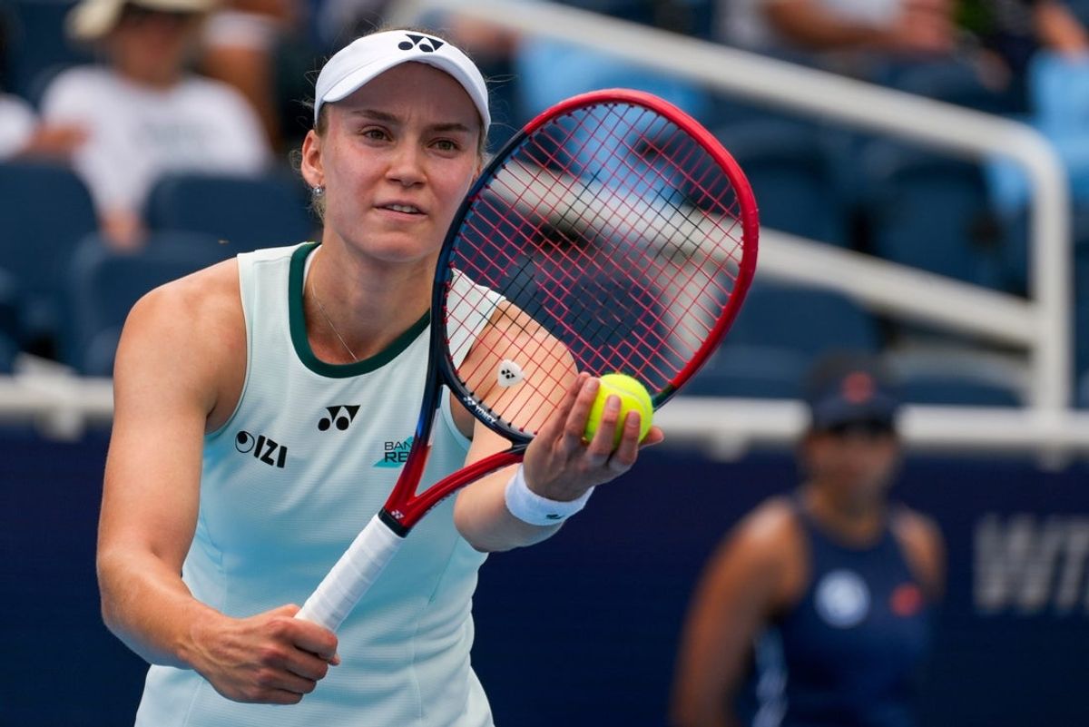 Elena Rybakina, of Kazakhstan, serves to Megalena Frech, of Poland, in the first set of their match in round three of the Cincinnati Open at the Lindner Family Tennis Center in Mason, Ohio, on Monday, Aug. 17, 2026.