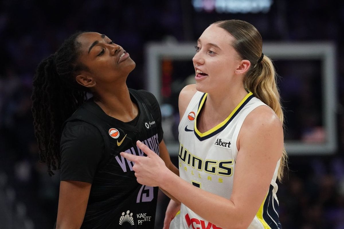Aug 17, 2026; San Francisco, California, USA;  Dallas Wings guard Paige Bueckers (5) and Golden State Valkyries guard Tiffany Hayes (15) come face to face in the third quarter at Chase Center. Mandatory Credit: David Gonzales-Imagn Images