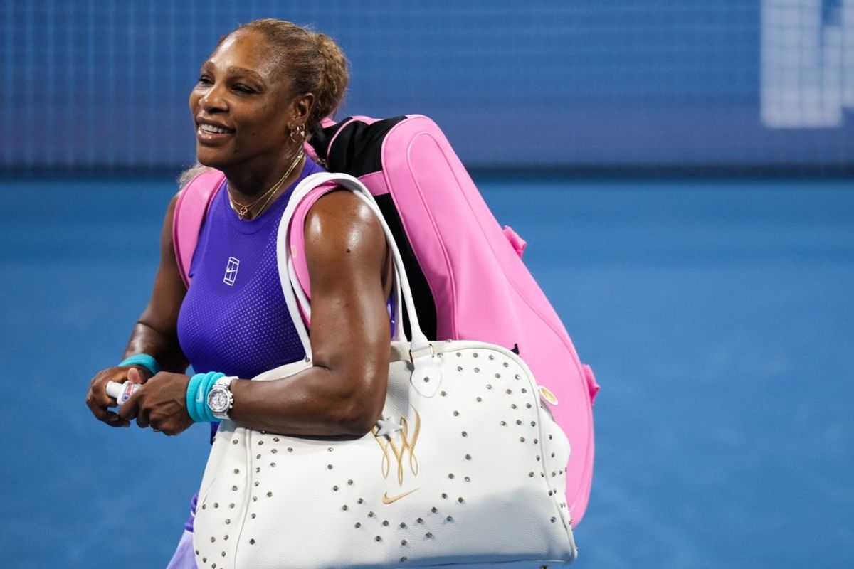 Aug 17, 2026; Mason, OH, USA;  Serena Williams and Venus Williams, not pictured, of the United States walk off the court after their doubles match against Peyton Stearns of the United States and Marta Kostyuk of Ukraine during the Cincinnati Open at Lindner Family Tennis Center. Mandatory Credit: Aaron Doster-Imagn Images