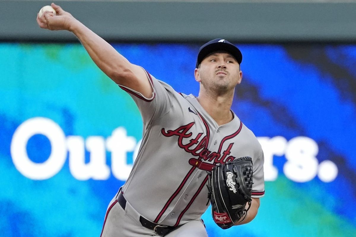 Aug 18, 2026; Minneapolis, Minnesota, USA; Atlanta Braves starting pitcher Tyler Mahle (54) throws to the Minnesota Twins in the third inning at Target Field. Mandatory Credit: Bruce Kluckhohn-Imagn Images