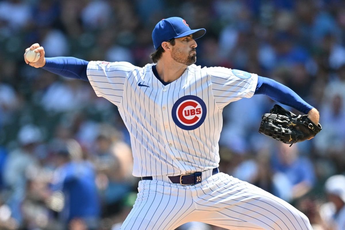 Aug 19, 2026; Chicago, Illinois, USA; Chicago Cubs pitcher Clay Holmes (25) pitches against the Chicago White Sox during the first inning at Wrigley Field. Mandatory Credit: Patrick Gorski-Imagn Images