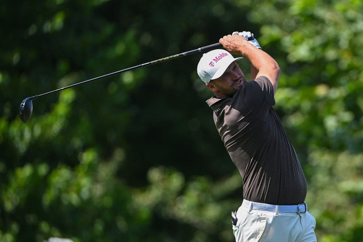 Aug 22, 2026; Saint Louis, Missouri, USA; Wyndhamn Clark plays his shot on the eighth tee during the third round of the BMW Championship golf tournament. Mandatory Credit: Jeff Curry-Imagn Images