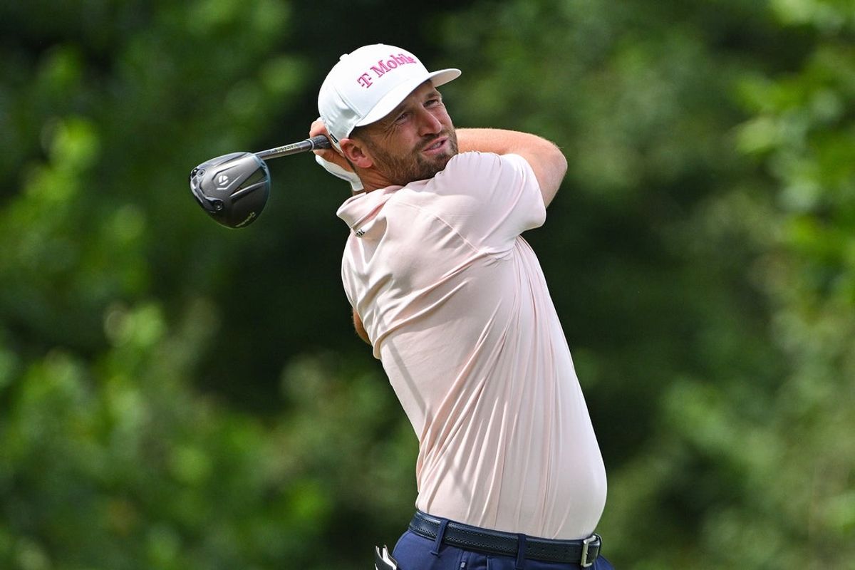 Aug 23, 2026; Saint Louis, Missouri, USA; Wyndham Clark plays his shot on the eighth tee during the final round of the BMW Championship golf tournament. Mandatory Credit: Jeff Curry-Imagn Images