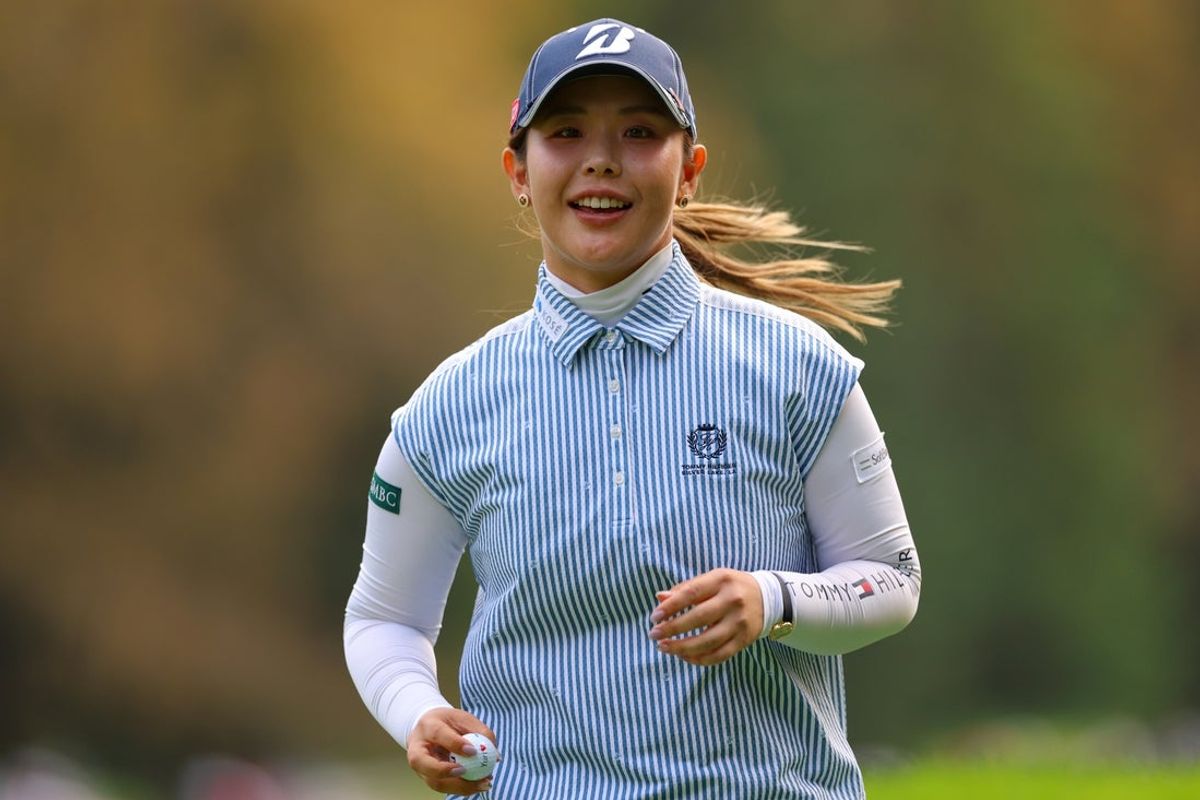 Aug 23, 2026; Edmonton, Alberta, CAN;  Yuri Yoshida reacts as she exits the fourteenth putting green during the final round of the CPKC Women's Open golf tournament at Royal Mayfair Golf Club.  Mandatory Credit: James Maclennan-Imagn Images