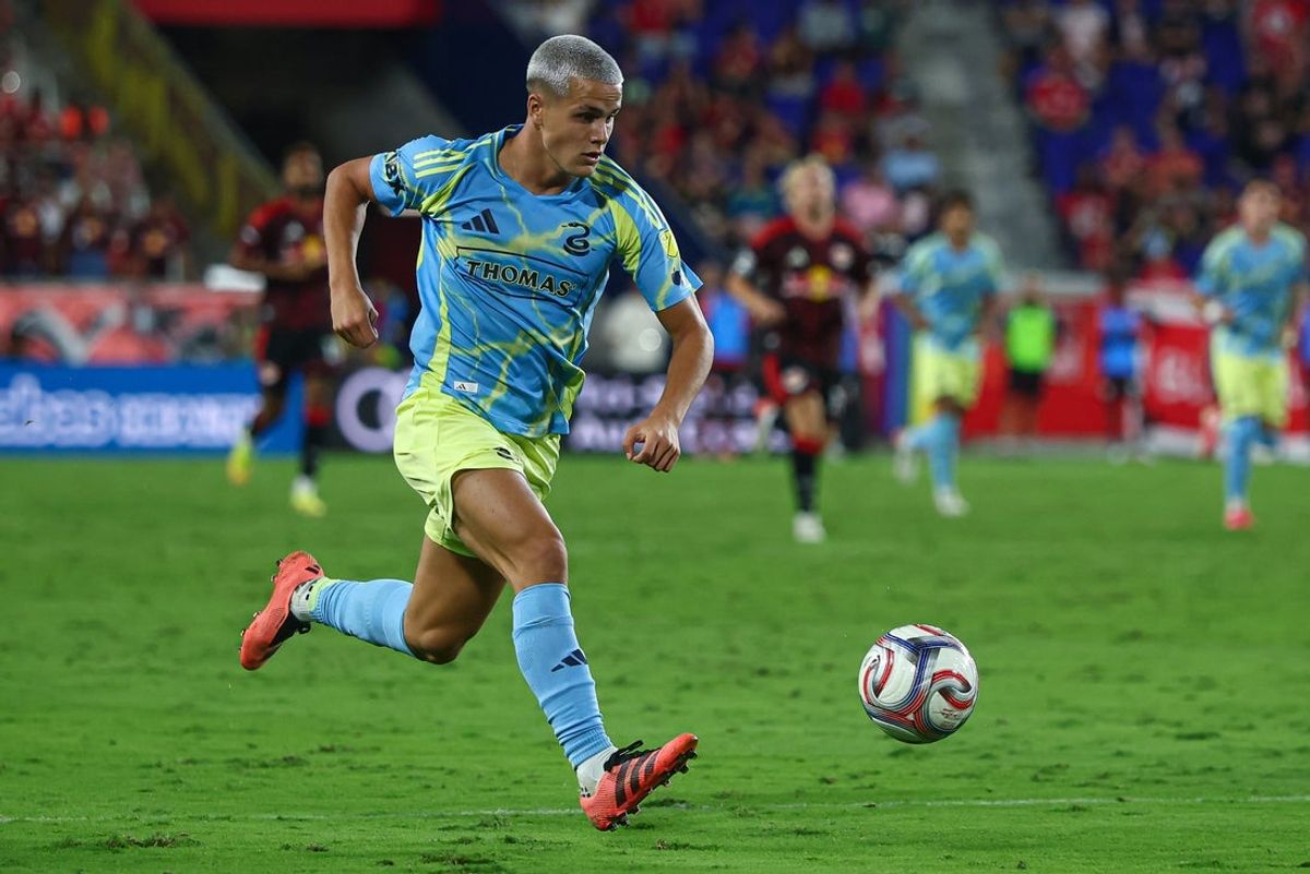 Aug 29, 2026; Harrison, New Jersey, USA; Philadelphia Union midfielder Cavan Sullivan (6) controls the ball against the New York Red Bulls during the second half at Sports Illustrated Stadium. Mandatory Credit: Vincent Carchietta-Imagn Images