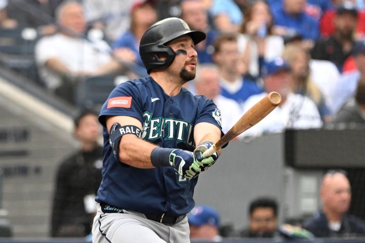 Aug 30, 2026; Toronto, Ontario, CAN;  Seattle Mariners catcher Cal Raleigh (29) bats against the Toronto Blue Jays in the second inning at Rogers Centre.  Mandatory Credit: Dan Hamilton-Imagn Images