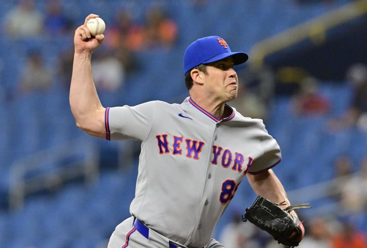Aug 31, 2026; St. Petersburg, Florida, USA;  New York Mets pitcher Robert Stock (89) throws a pitch during the first inning against the Tampa Bay Rays at Tropicana Field.  Mandatory Credit: Pablo Robles-Imagn Images