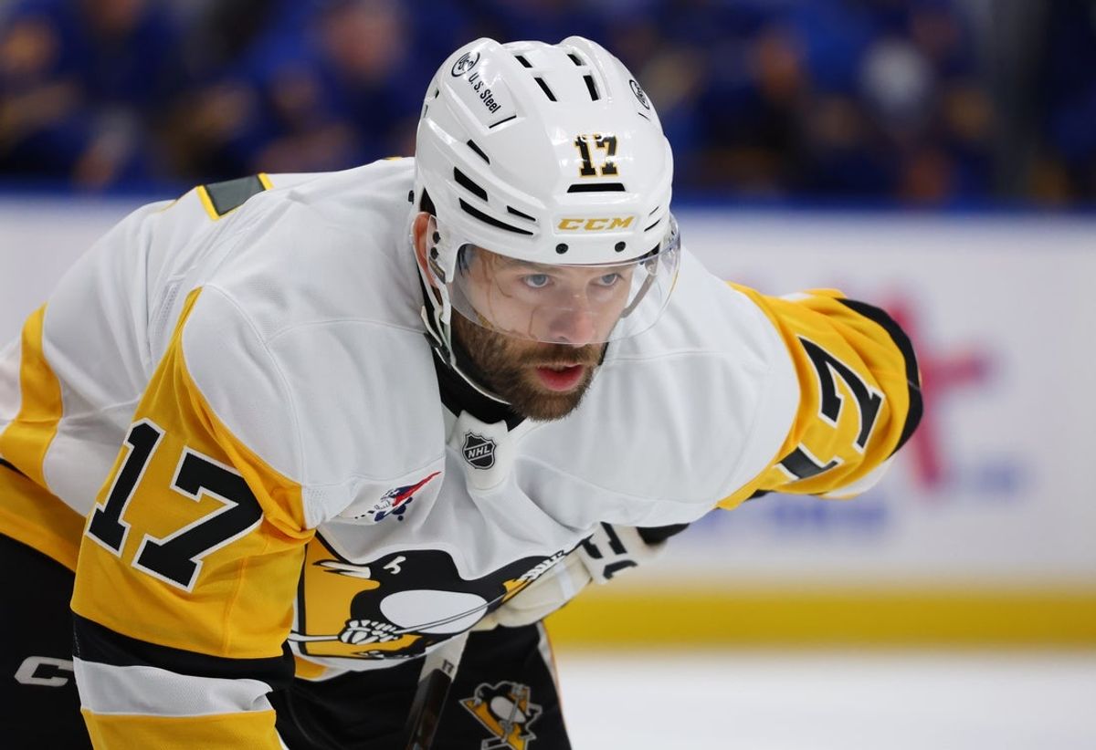 Sep 26, 2026; Buffalo, New York, USA;  Pittsburgh Penguins right wing Bryan Rust (17) waits for the face-off during the first period against the Buffalo Sabres at KeyBank Center. Mandatory Credit: Timothy T. Ludwig-Imagn Images
