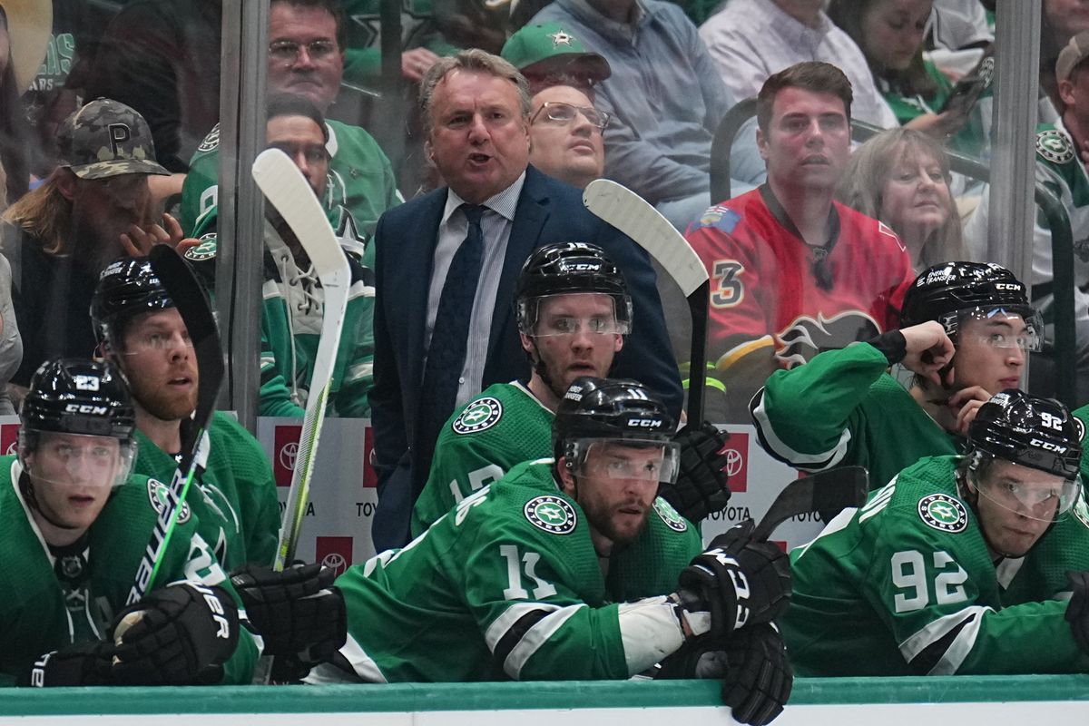 Somebody, anybody, please send a puck in the vicinity of the goal