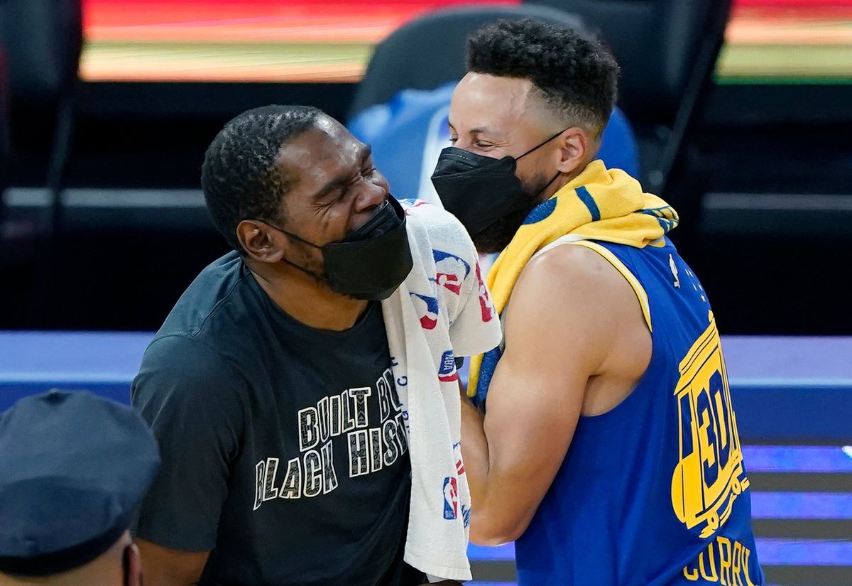 Kevin Durant (l.) and Steph Curry