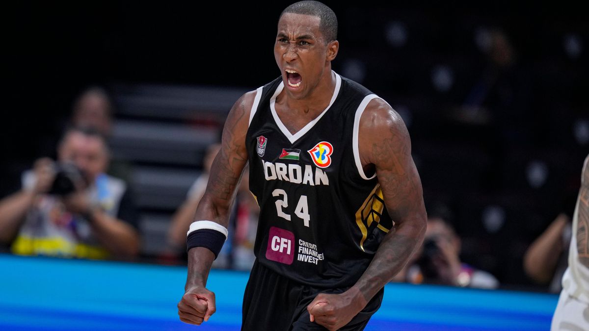 Rondae Hollis-Jefferson is on fire. Photo:  AP