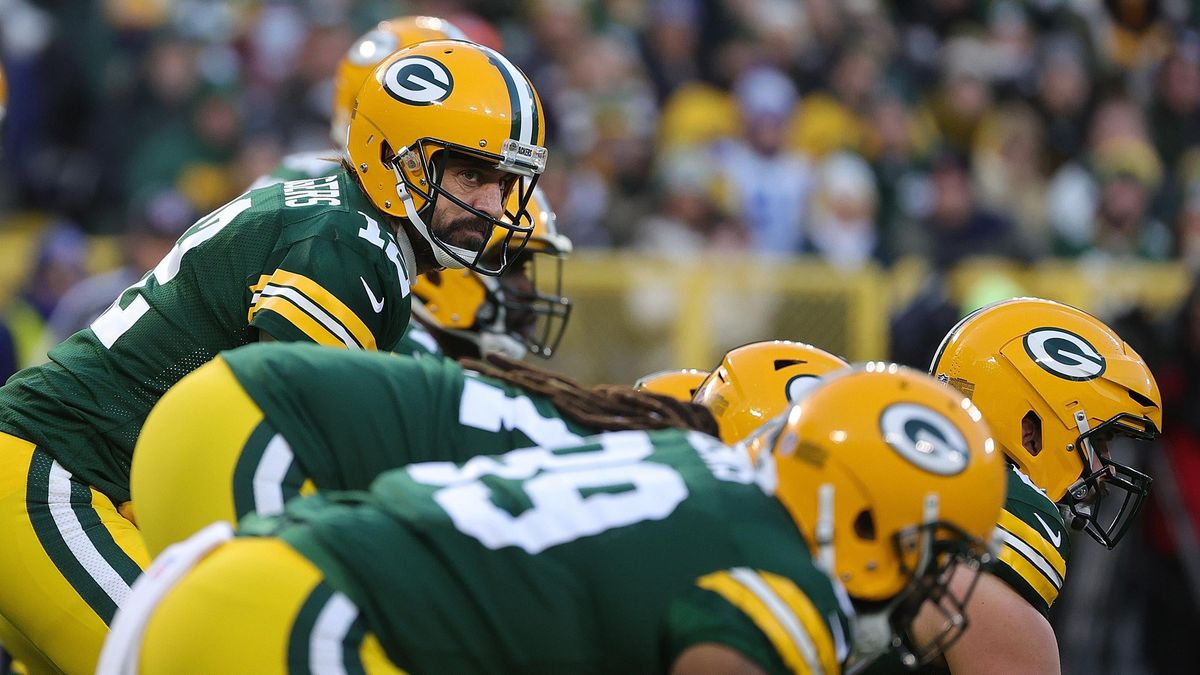 Aaron Rodgers just keeps talking.
