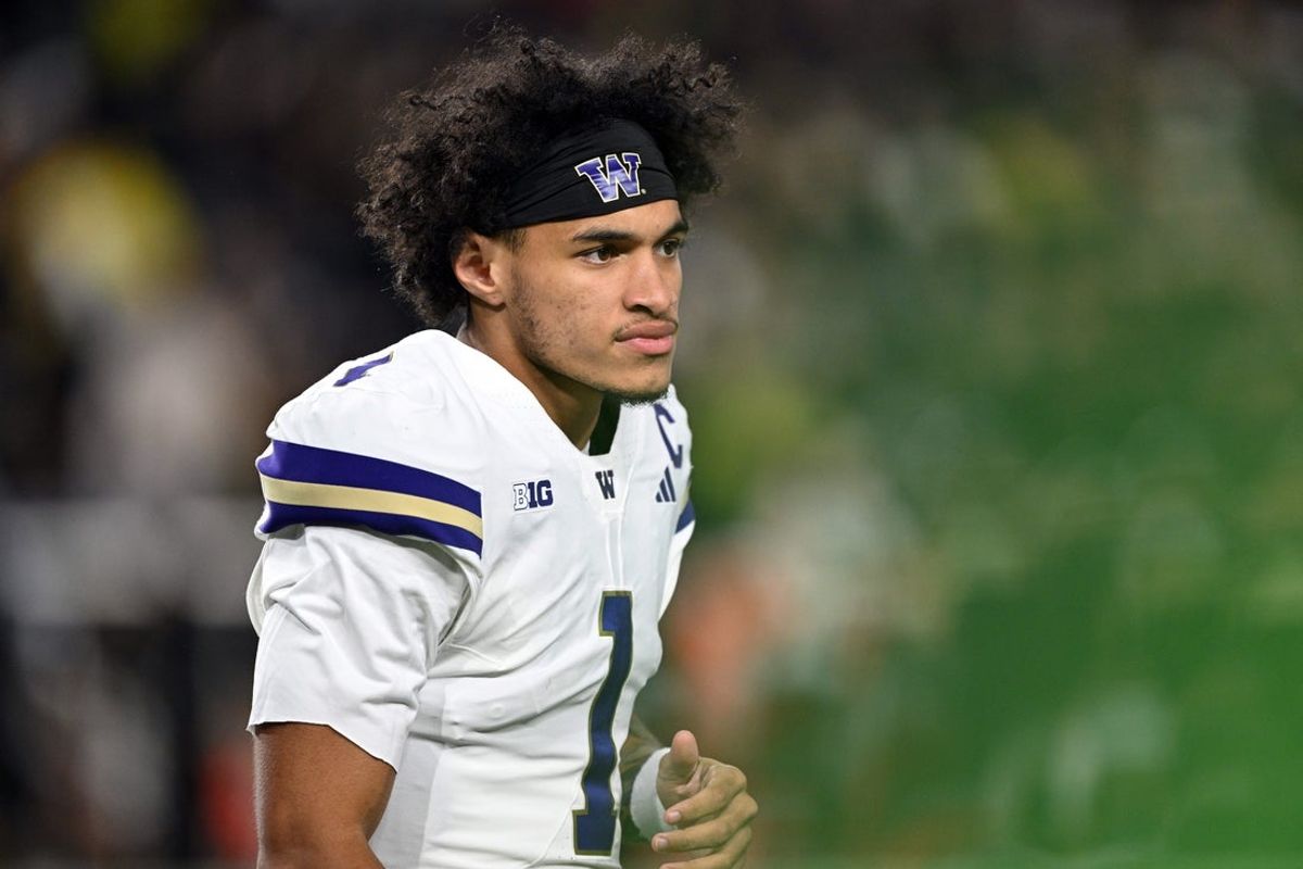 Oct 16, 2026; West Lafayette, Indiana, USA;  Washington Huskies quarterback Demond Williams Jr. (1) stands on the sidelines during the first quarter against the Purdue Boilermakers at Ross-Ade Stadium.  Mandatory Credit: Marc Lebryk-Imagn Images