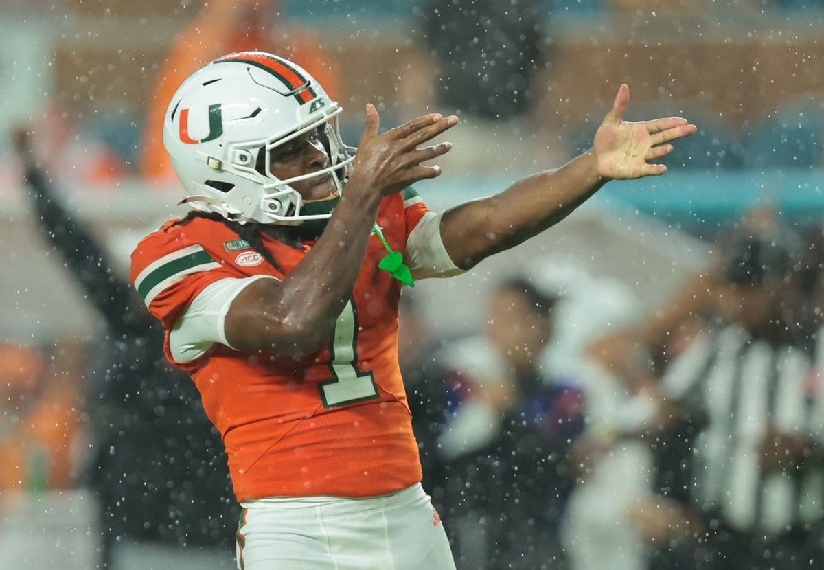 Miami Hurricanes wide receiver Malachi Toney (1) makes a catch during the first quarter against the Florida State Seminoles at Hard Rock Stadium.