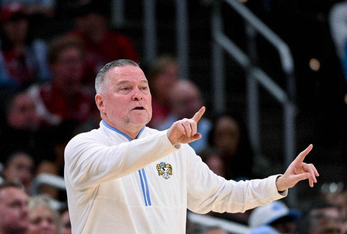 Oct 18, 2026; Indianapolis, IN, USA; North Carolina Tar Heels head coach Michael Malone instructs his team against the Indiana Hoosiers during the first half at Gainbridge Fieldhouse. Mandatory Credit: Robert Goddin-Imagn Images