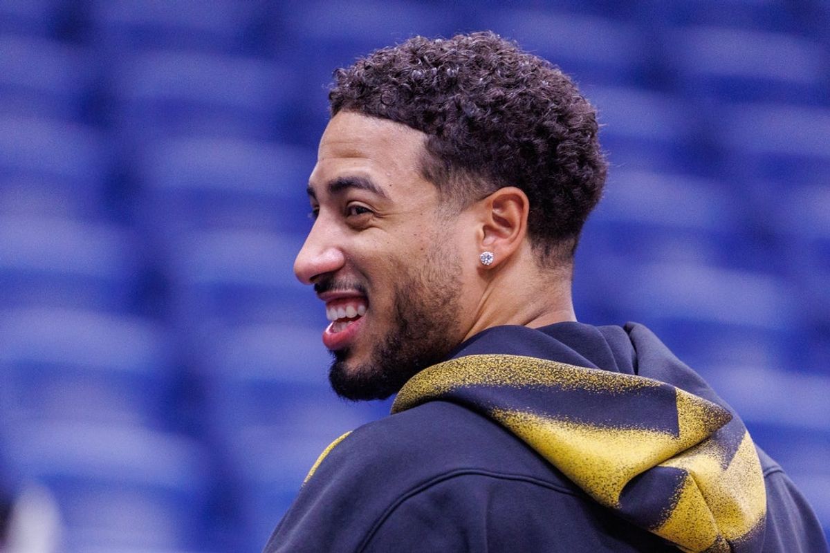 Indiana Pacers guard Tyrese Haliburton (0) warms up before a game against New Orleans Pelicans at Smoothie King Center.