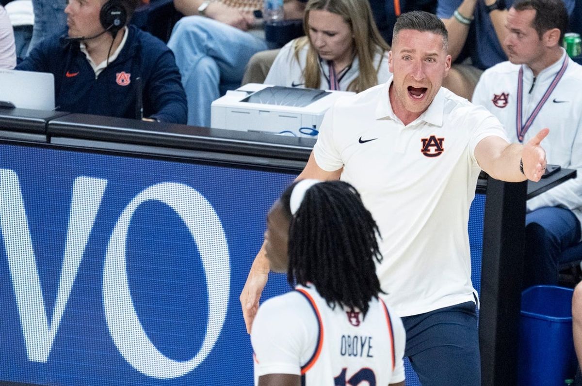 Auburn Tigers head coach Steven Pearl talks with his team as Auburn Tigers takes on Samford Bulldogs at Neville Arena in Auburn, Ala. on Thursday, Oct. 29, 2026. Auburn Tigers defeated Samford Bulldogs 80-68.
