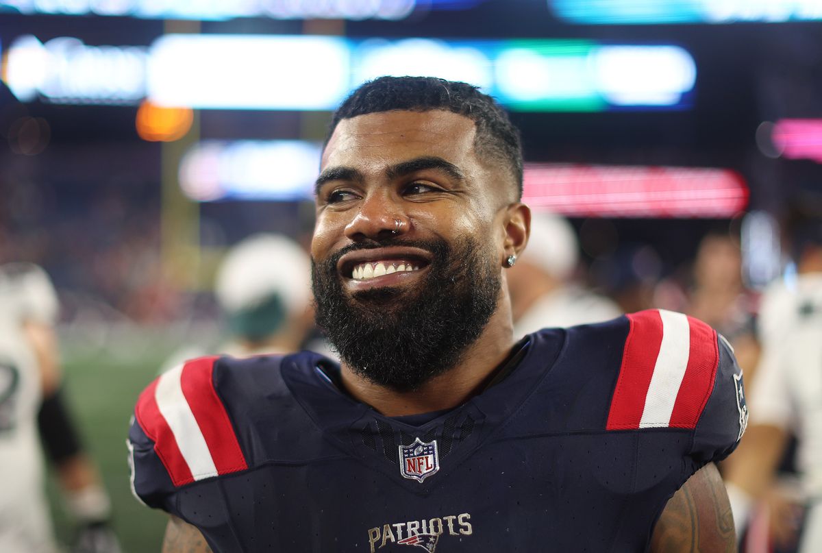 Ezekiel Elliott returns to Dallas for the first time as a Patriot this weekend.