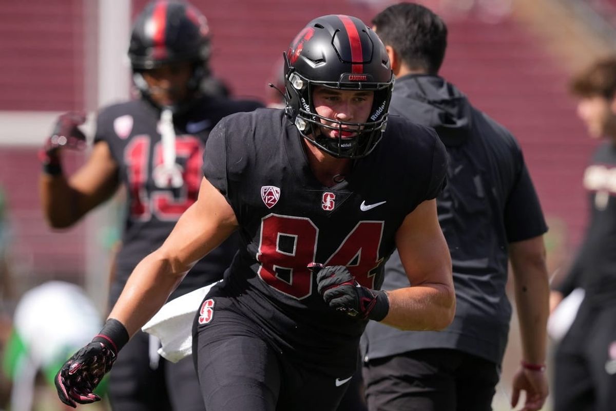 Sep 30, 2023; Stanford, California, USA; Stanford Cardinal tight end Benjamin Yurosek (84) warms up before the game against the Oregon Ducks at Stanford Stadium.