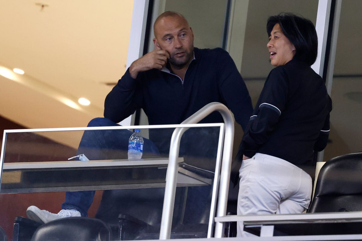 No es una coincidencia que Derek Jeter fuera la única persona que le dio a Kim Ng una oportunidad.