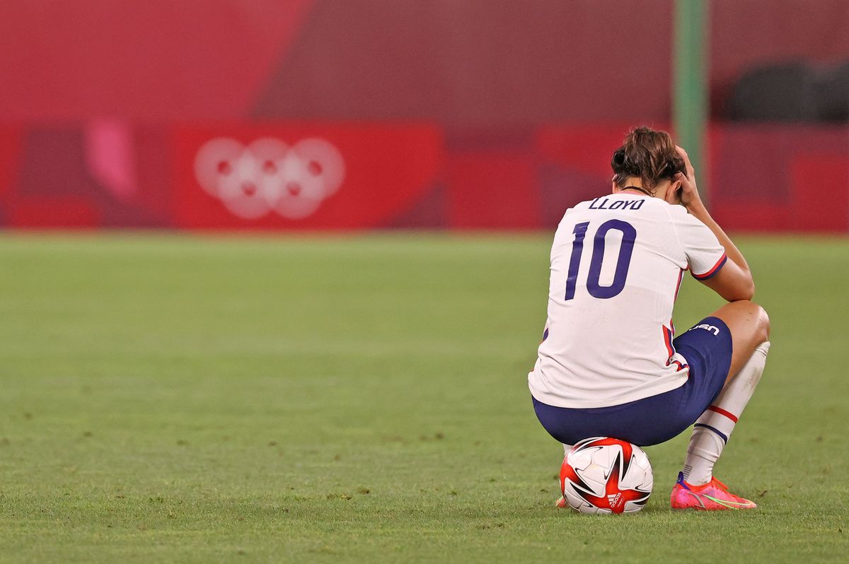 Carli Lloyd is justifiably unhappy .