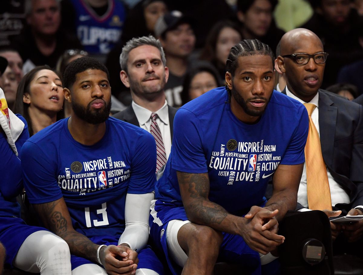 Will Paul George (l.) and Kawhi Leonard be able to make it through an 82-game season without rest?