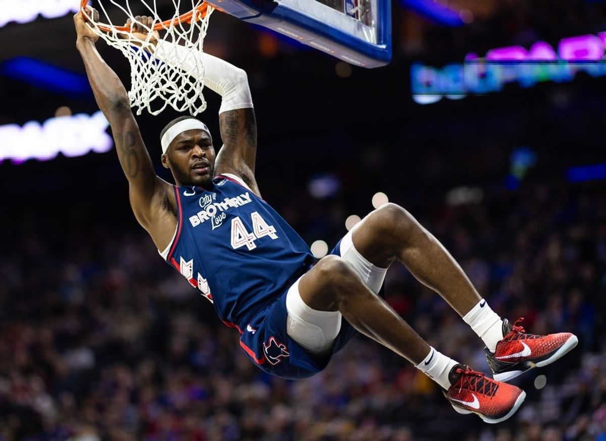 Jan 6, 2024; Philadelphia, Pennsylvania, USA; Philadelphia 76ers forward Paul Reed (44) dunks the ball against the Utah Jazz during the second quarter at Wells Fargo Center.