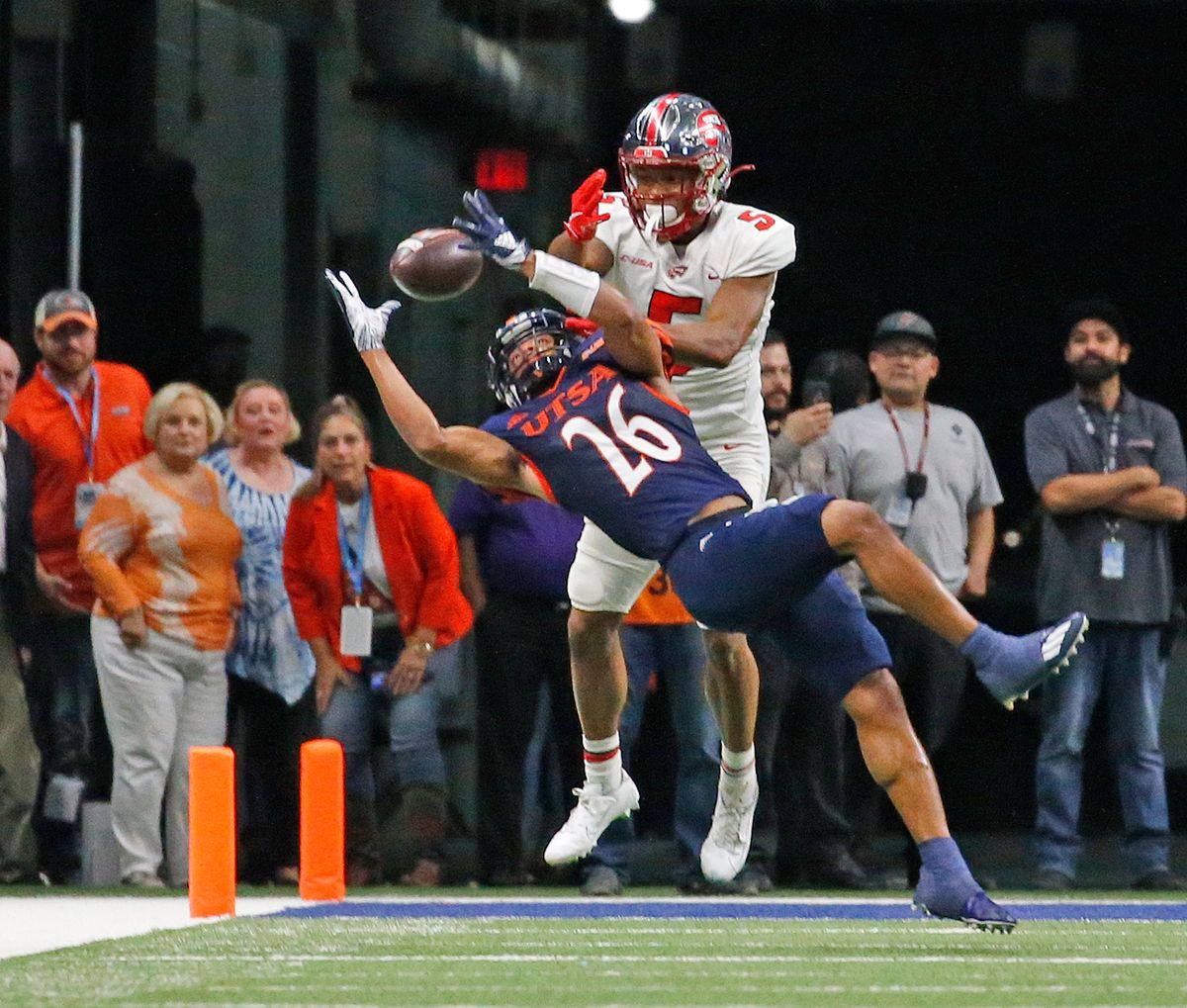Texas-San Antonio won Conference USA in a thrilling 49-41 win over Western Kentucky.