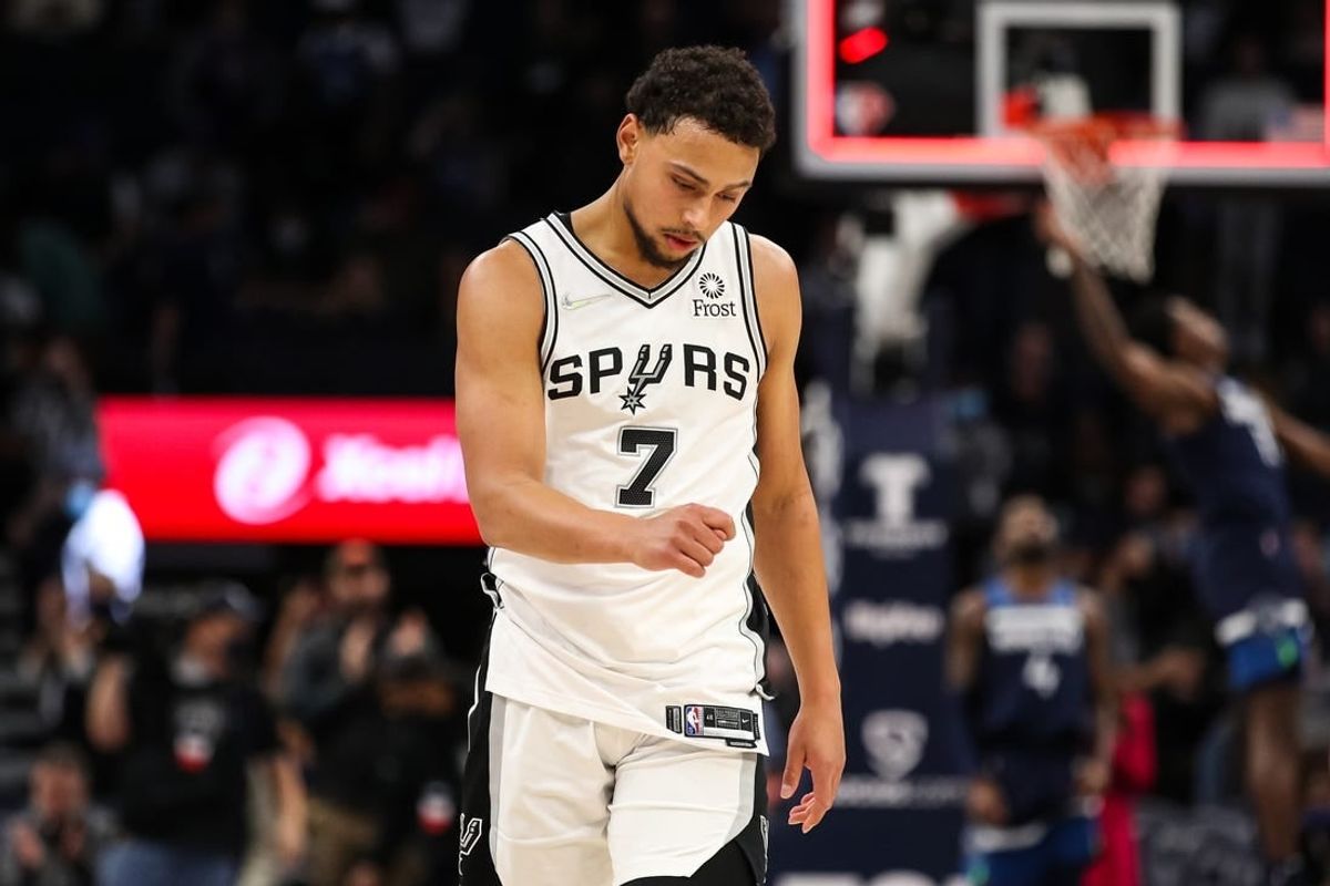 Nov 18, 2021; Minneapolis, Minnesota, USA; San Antonio Spurs guard Bryn Forbes (7) reacts to his loss against the Minnesota Timberwolves at Target Center.