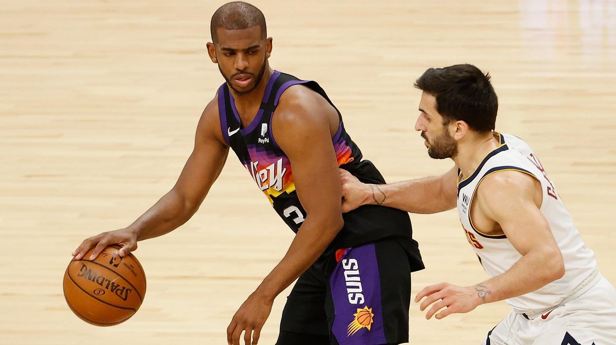 Forget Joe Flacco and hot dogs. Is Chris Paul a “winner?”
